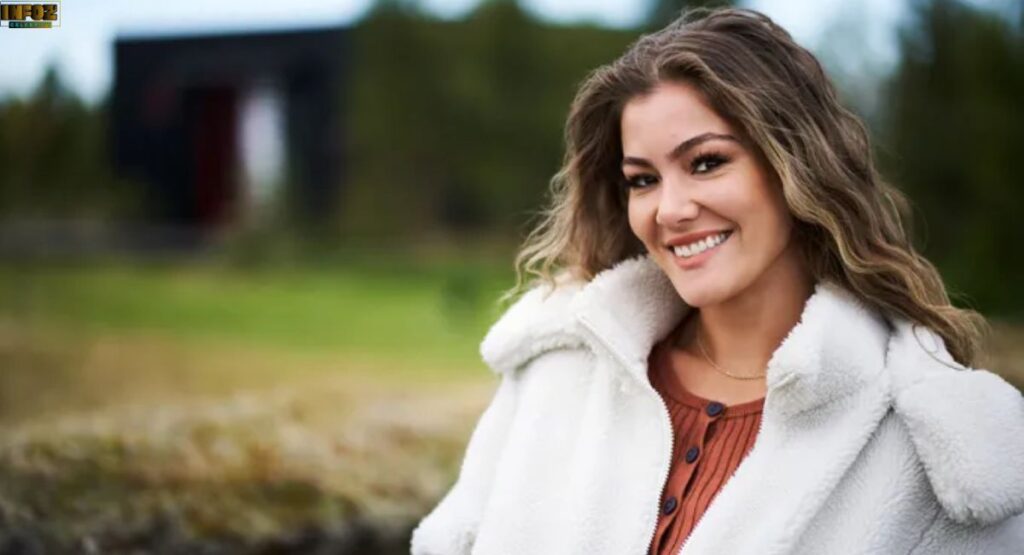 Tori Deal Personal Life