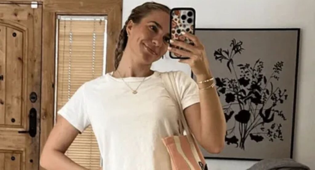 Why Emilie Kiser is So Popular