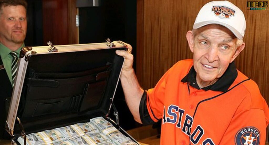 Mattress Mack Wheelbarrows $10 Million in Cash Onto a Private Jet in Vegas